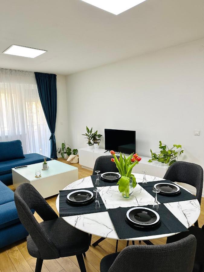 Daylight Apartment Skopje Exteriör bild