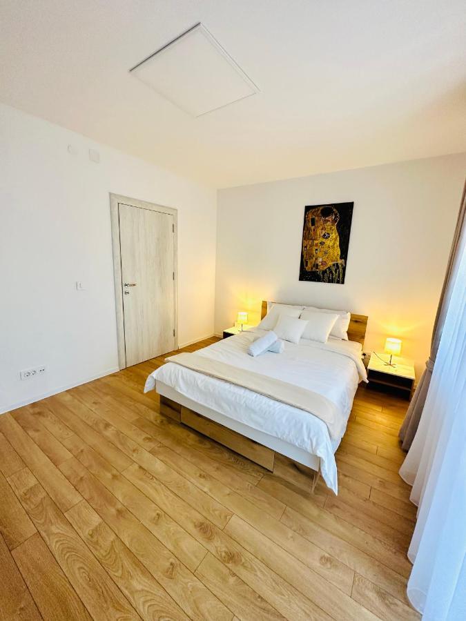 Daylight Apartment Skopje Exteriör bild